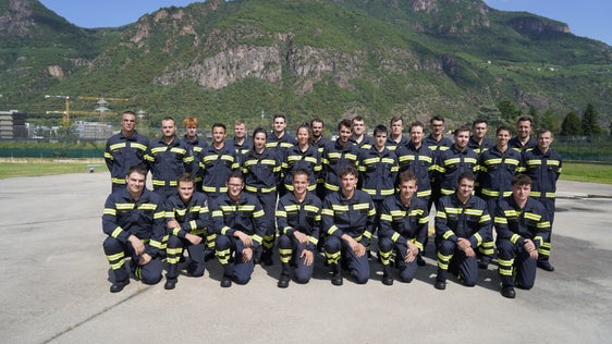 Offizielles Foto zum Start des 12. Ausbildungskurses bei der Berufsfeuerwehr: Der 1. September war der 1. Tag in Uniform (Foto: LPA/Berufsfeuerwehr)