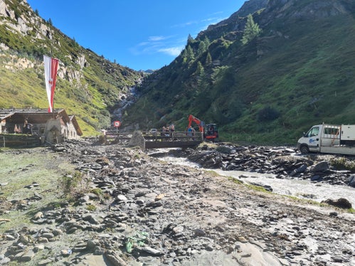 Große Schäden sind durch Vermurungen der Ahr auf der Kehreralm entstanden. (Foto: LPA/Landesamt für Wildbach- und Lawinenverbauung Ost)