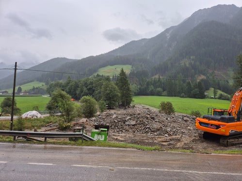 Una fase dei lavori nella zona colpita dal maltempo a Casies la sera del 24 agosto. (Foto: USP/Ufficio Sistemazione bacini montani est)
