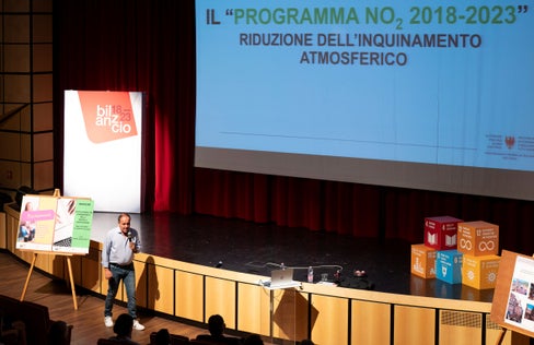 La realizzazione del Piano clima 2040 è un obiettivo per tutti. L'assessore provinciale Giuliano Vettorato ha dato mandato ai suoi uffici di compiere ogni sforzo possibile in questa direzione. (Foto: ASP/Manuela Tessaro)