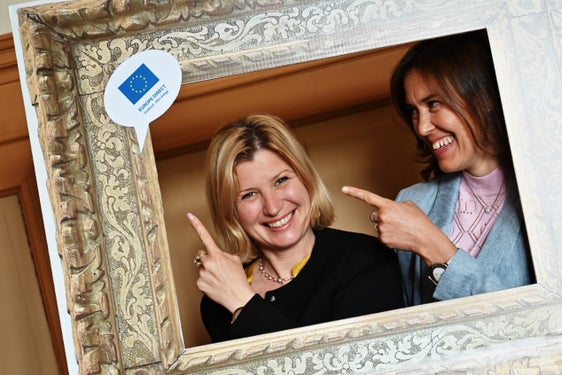 Europe Direct Alto Adige ha programmato una giornata ricca di eventi dedicati agli studenti in occasione dell'odierna Giornata dell'Europa. (Foto: ASP/Manuela Tessaro)