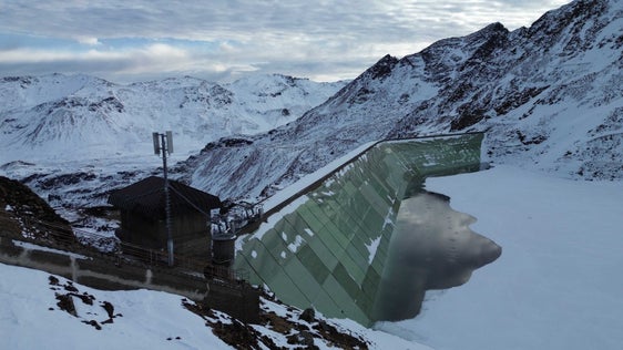 Die neue DAS-Mobilfunkanlage im Ultental schließt eine Versorgungslücke im hochalpinen Raum und sorgt für mehr Sicherheit für Einheimische, Einsatzkräfte und Gäste. (Foto: RAS)