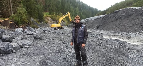 Il 18 agosto l'Ufficio sistemazione bacini montani Ovest ha sgombrato dai detriti il letto del rio Vedretta di Trafoi a Stelvio (Foto: ASP/Ufficio sistemazione bacini montani Ovest)