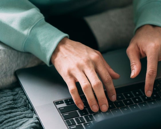 Die Elektronische Gesundheitsakte (EGA) bietet sicheren Online-Zugriff auf persönliche Gesundheitsdaten und medizinische Dokumente. Am 5. September ist sie wegen Wartungsarbeiten von 20 bis etwa 24 Uhr nicht verfügbar. (Pexels. Das Foto darf nur in Zusammenhang mit dieser Pressemitteilung verwendet werden.)