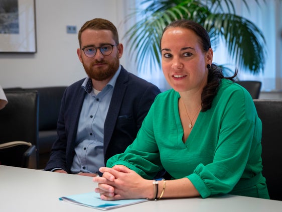 Ministerin Klinkenberg (r.): Starkes Interesse am Vorhaben des Landes, einen international ausgerichteten Studiengang Medizin und Chirurgie in englischer Sprache einzuführen. (Foto: LPA/Fabio Brucculeri)