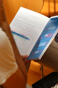 Interessensvertreter und Bürger konnten ihre Anmerkungen und Vorschläge zur Ausarbeitung des nun vorliegenden Landesplans für nachhaltige Mobilität einbringen. (Foto: LPA/Patrick Thaler)