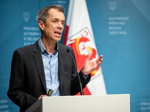 Um die&nbsp;Luftqualität&nbsp;weiter&nbsp;zu verbessern, fördert das Land Südtirol den Austausch holzbefeuerter Zentralheizanlagen und setzt auf die Sensibilisierung und Beratung der Bevölkerung beim Betrieb kleiner Anlagen wie Kaminöfen und Holzherde, berichtete Georg Pichler, Direktor des Landesamtes für Luft und Lärm. (Foto: LPA/Fabio Brucculeri)