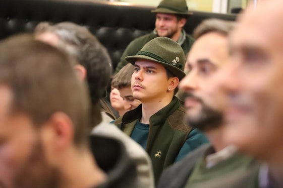 Nach erfolgreich abgelegter Jägerprüfung waren die neuen Jägerinnen und Jäger gestern zu einer Feierstunde eingeladen. (Foto: LPA/Maja Clara)