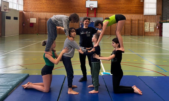 Acrobalance und Pyramiden, Jugend- und Kulturtreff Jump Eppan (Foto: LPA/Jugend- und Kulturtreff Jump Eppan)

