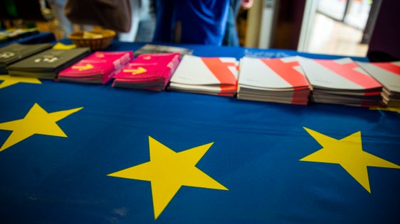 In occasione dell'odierna Giornata dell'Europa, il Centro Europe Direct Alto Adige della Ripartizione provinciale Europa, il Center for Autonomy Experience di Eurac Research e il Club Alpbach Südtirol Alto Adige (Casa) hanno invitato a un convegno sull'UE e le Autonomie territoriali. (Foto: ASP/Fabio Brucculeri)