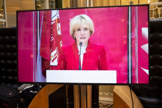 La vice presidente di lingua tedesca della Giunta provinciale Waltraud Deeg. (Foto: ASP/Barbara Franzelin)