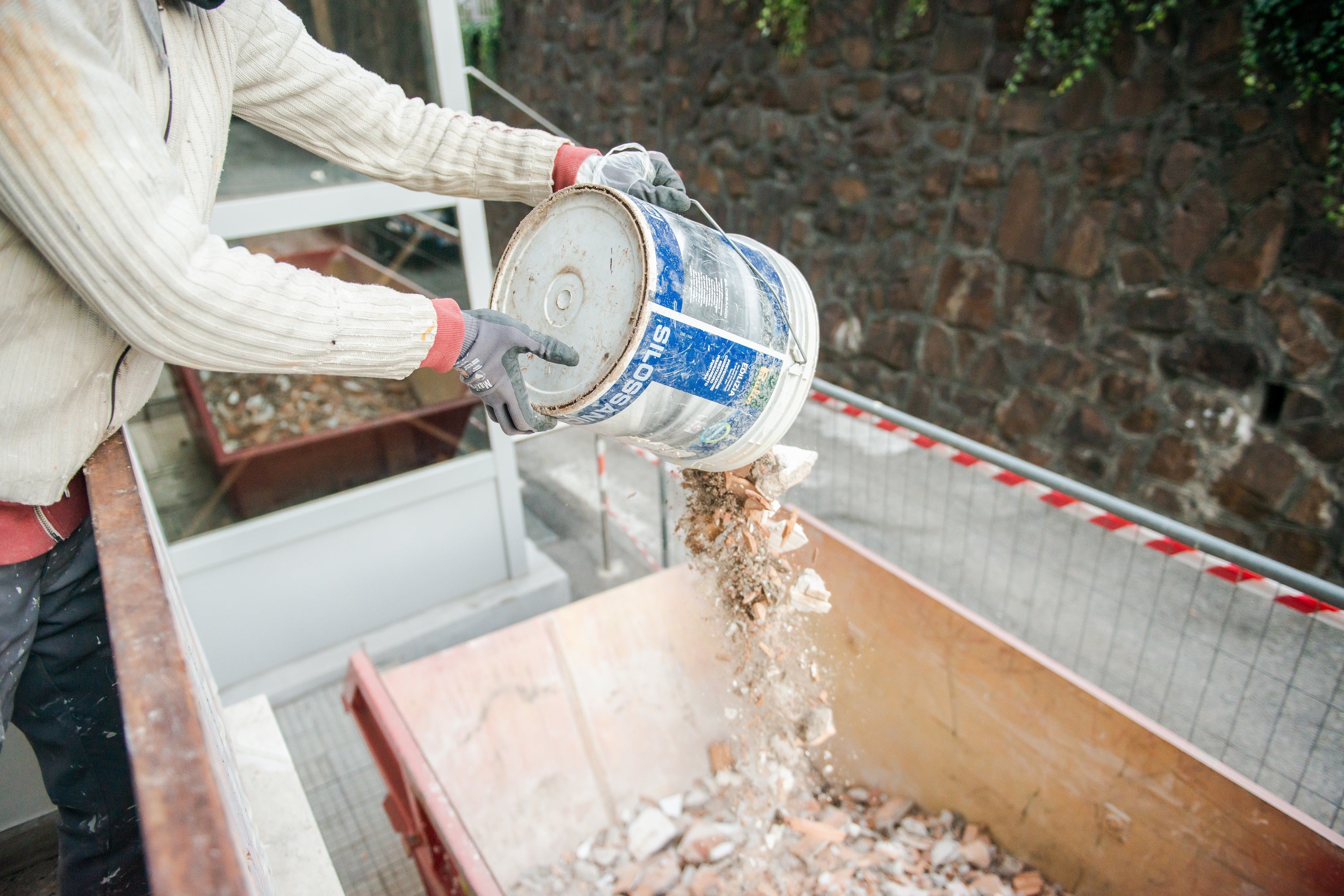 Via libera della Giunta ha dato ai nuovi criteri per la concessione di contributi energetici alle imprese. Gli edifici o le unità immobiliari di proprietà di imprese per i quali sono stati incentivati contributi non potranno essere venduti per cinque anni. (Foto: ASP/Claudia Corrent)