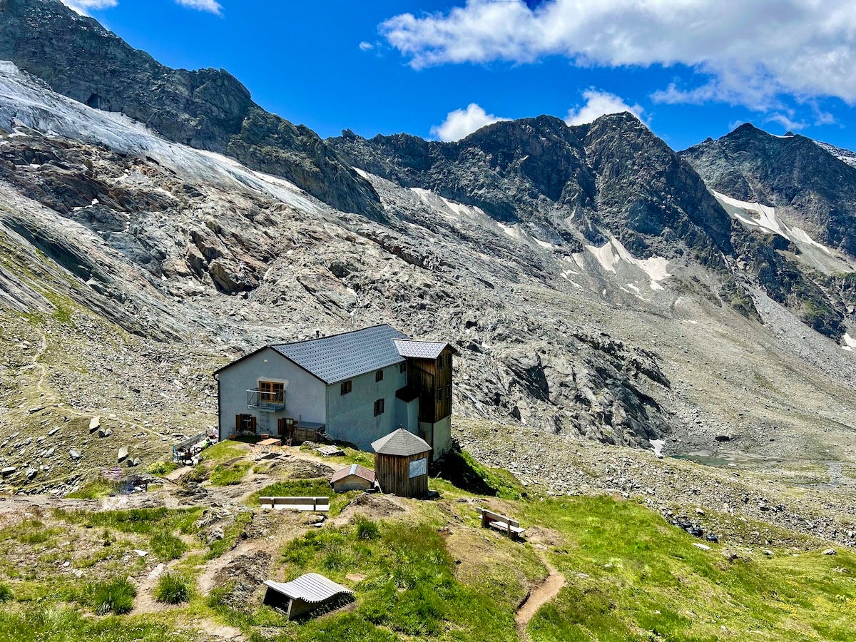 Nel 2005 il Rifugio Giogo Lungo è passato, assieme ad altri 25 rifugi, dallo Stato alla Provincia autonoma di Bolzano. (Foto: USP) 