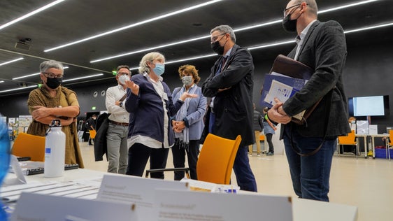 Innovation und neue Technologien standen im Mittelpunkt der Projektmesse EU in my Region, die heute auch Landeshauptmann Kompatscher besucht hat.