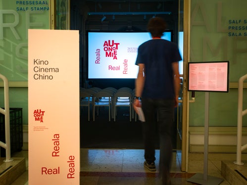 Nella Sala Stampa di Palazzo Widmann, fino alle 19.30, verranno proiettati sette documentari selezionati (Foto: ASP/Fabio Brucculeri)