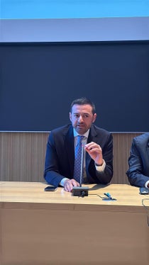 Nel suo intervento l’assessore Marco Galateo ha sottolineato come “gli speed date siano diventati un appuntamento abituale per le scuole in lingua italiana: un segnale positivo, che mostra attenzione verso gli studenti e verso il territorio. (Foto: USP)