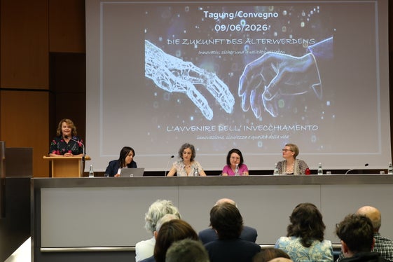 Il convegno ha dimostrato quanto siano già oggi variegate le possibilità e quali nuove opportunità riservi il futuro”, ha sottolineato l'assessora provinciale Rosmarie Pamer. (Foto: USP/Katharina Fleischmann)