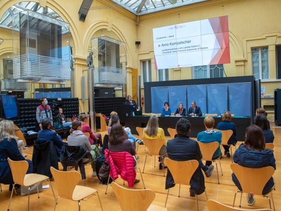 Alle tesi sui temi della resilienza delle donne rifugiate, della violenza informatica e delle donne in psichiatria i Premi scientifici sulle pari opportunità (Foto: ASP/F. Brucculeri)