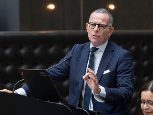 Mit konkreten Maßnahmen, die gemeinsam mit lokalen Partnern ausgearbeitet werden, soll das Sozialwesen gestärkt werden, hielt INPS-Präsident Gabriele Fava in Bozen fest. (Foto: LPA/Tiberio Sorvillo)