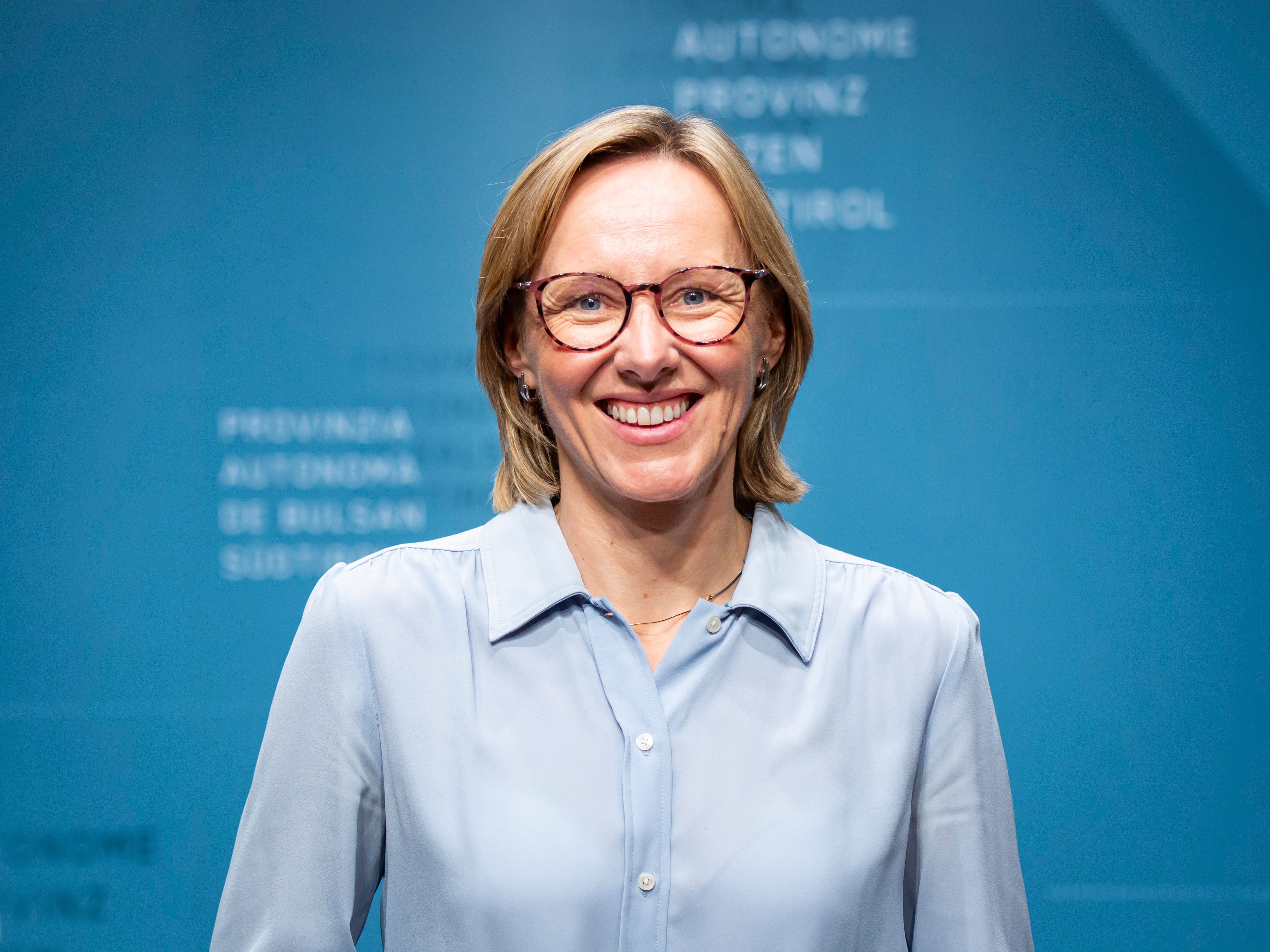 Zum Welttag für Sicherheit und Gesundheit am Arbeitsplatz verweist Arbeitslandesrätin Magdalena Amhof auf die Bedeutung von Weiterbildung. (Foto: LPA/Fabio Brucculeri)