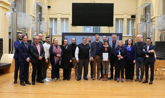 Mehr Lohn für die Sasa-Mitarbeitenden - Darauf einigten sich die Vertretungen von Gewerkschaften und Sasa unterstützt vom Landesrat Daniel Alfreider in Bozen. (Foto: LPA/Ingo Dejaco)