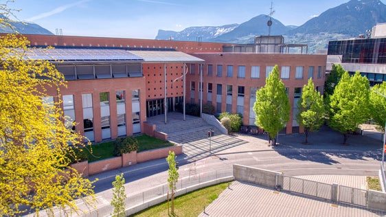 Die Landesberufsschule "Luis Zuegg" in Meran lädt morgen zu einem Tag der offenen Tür. (Foto: LBS Zuegg)