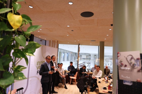 A Nalles, i partecipanti alla colazione dedicata all'innovazione hanno avuto modo di conoscere l'azienda Mein Beck. (Foto: USP/Clara Masiero)