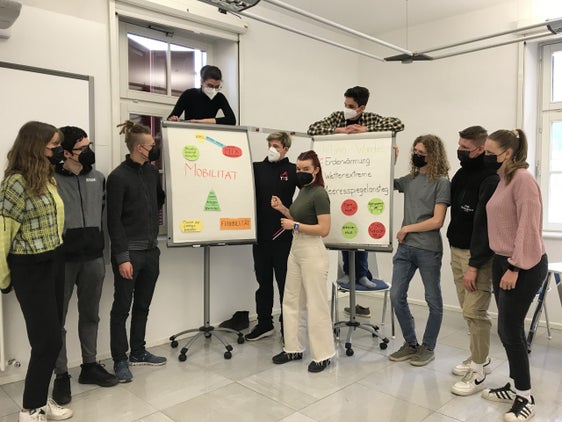 Mobilität und Klimawandel waren zwei der Themen, mit denen sich 24 begabte Schülerinnen und Schüler im Rahmen der Talente Tage 2022 auseinandergesetzt haben. (Foto: LPA/Bildungsdirektion)