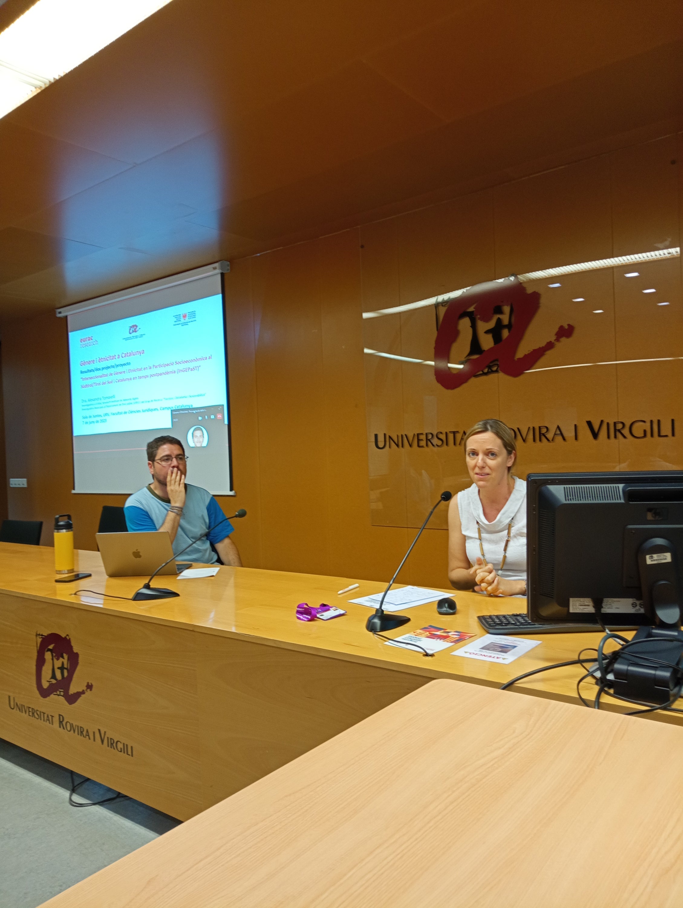 Im Rahmen der Mobilität für Forscherinnen und Forscher hat Eurac-Forscherin Alexandra Tomaselli eineinhalb Jahre an der spanischen Universitat Rovira i Virgili geforscht und gemeinsam mit ihrer Familie in Spanien gelebt. Anträge auf Forschermobilität können noch bis 12. Juni eingereicht werden. (Foto: Alexandra Tomaselli)