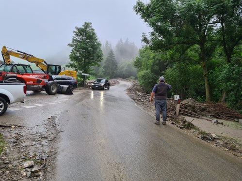 Im Raum Sterzing gingen 110 Liter Niederschlag pro Quadratmeter nieder, ein Seitenzubringer des Trenserbachs und der Tulferbach traten in Folge über die Ufer, das Bild ist vom 12. Juli. (Foto: LPA/Landesamt für Wildbach- und Lawinverbauung Nord)