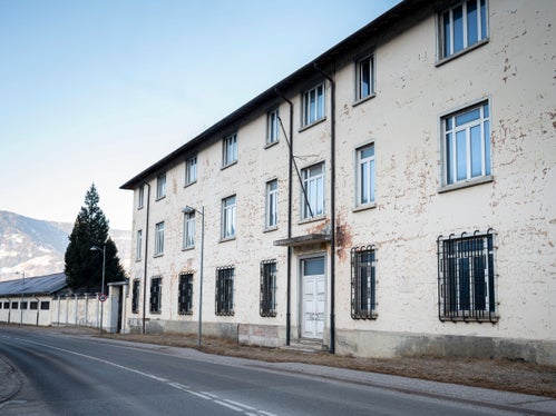 Die Deckung des Wohnbedarfs beschäftigt auch die 17.000-Einwohner-Stadt Bruneck: Auf dem Areal der Kaserne E. Federico soll eine Wohnbauzone entstehen. (Foto: LPA/Fabio Brucculeri)
