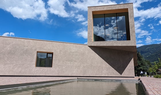 ll Parco naturale Gruppo di Tessa ha un nuovo Centro visite. (Foto: AREA Architetti Associati)