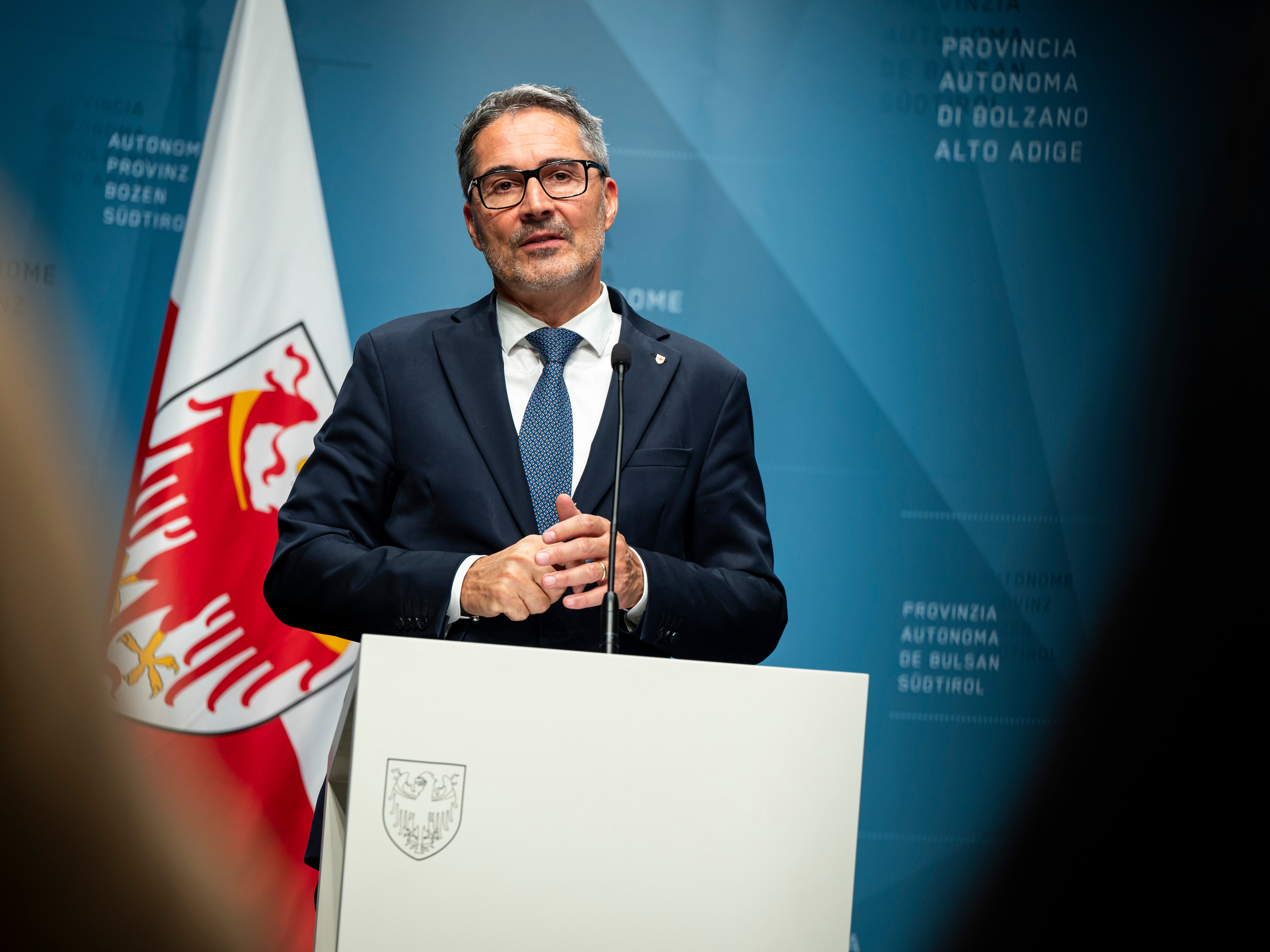Landeshauptmann Arno Kompatscher ruft die Bürgerinnen und Bürger der Gemeinde Wengen auf, am Sonntag an den Gemeinderatswahlen teilzunehmen. (Foto: LPA/Fabio Brucculeri) 