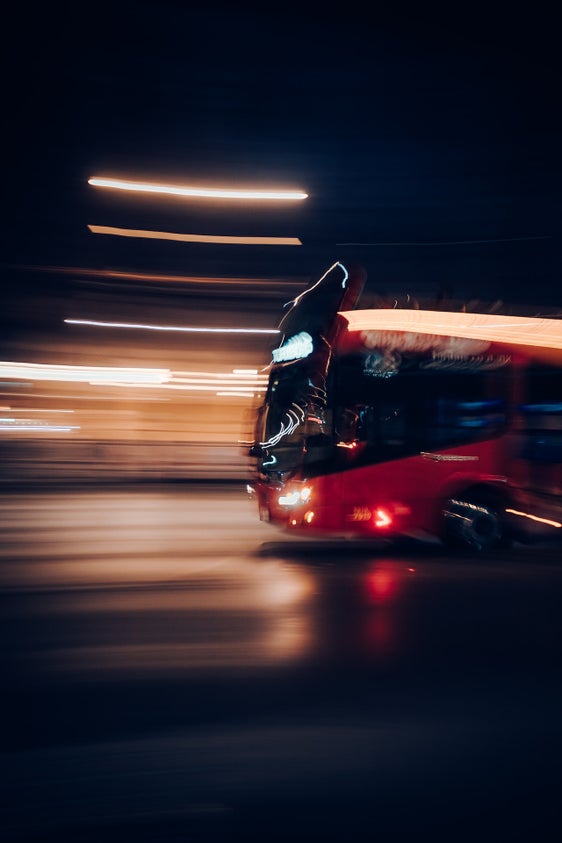 Ab 17. Dezember können Nightliner-Shuttles&nbsp;auf den Nebenlinien&nbsp;kostenlos&nbsp;genutzt werden. Die&nbsp;Tarife&nbsp;für Fahrscheine auf den Hauptlinien&nbsp;bleiben gleich. Bei den Fahrplänen gibt es zahlreiche Neuerungen. (Foto: Pexels)