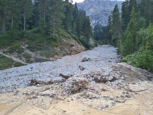 In mehreren Seitenbächen der Lasanke sind gestern Murgänge aufgetreten. (Foto: LPA/Landesamt für Wildbach- und Lawinenverbauung Ost)