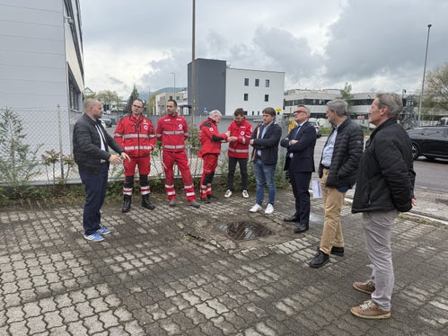 Übergabe eines Gebäudes in Landesbesitz ans Landeskomitee des Italienischen Roten Kreuzes in der Bozner Negrellistraße. (Foto: LPA/Ressort  für Hochbau, Valorisierung des Vermögens, Grundbuch und Kataster)