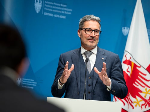  Landesrat Alfreider ist es jetzt, gemeinsam mit den lokalen politischen Vertreterinnen und Vertretern gelungen, eine gute technische Lösung für Rabland zu finden, die nun umgesetzt werden kann“, betonte Landeshauptmann Arno Kompatscher. (Foto: LPA/Fabio Brucculeri)&nbsp;