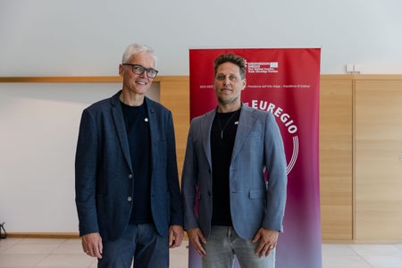 Innovationspreis, 3. Platz: Bernhard Weiskopf (l.) und Florian Ennemoser vom Unternehmen Wiegon GmbH aus Landeck (Foto: EFA/Philipp Huber)