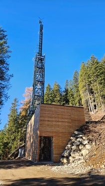 La nuova postazione ricetrasmittente ad Anterselva è stata completata con successo dopo un'intensa fase di progettazione e costruzione. (Foto: RAS)