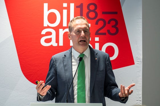 Für die Menschen bauen mit Blick auf Nachhaltigkeit, das sei die Devise des Landesbautenressorts, erklärte heute Landesrat Bessone. (Foto: LPA/Manuela Tessaro)