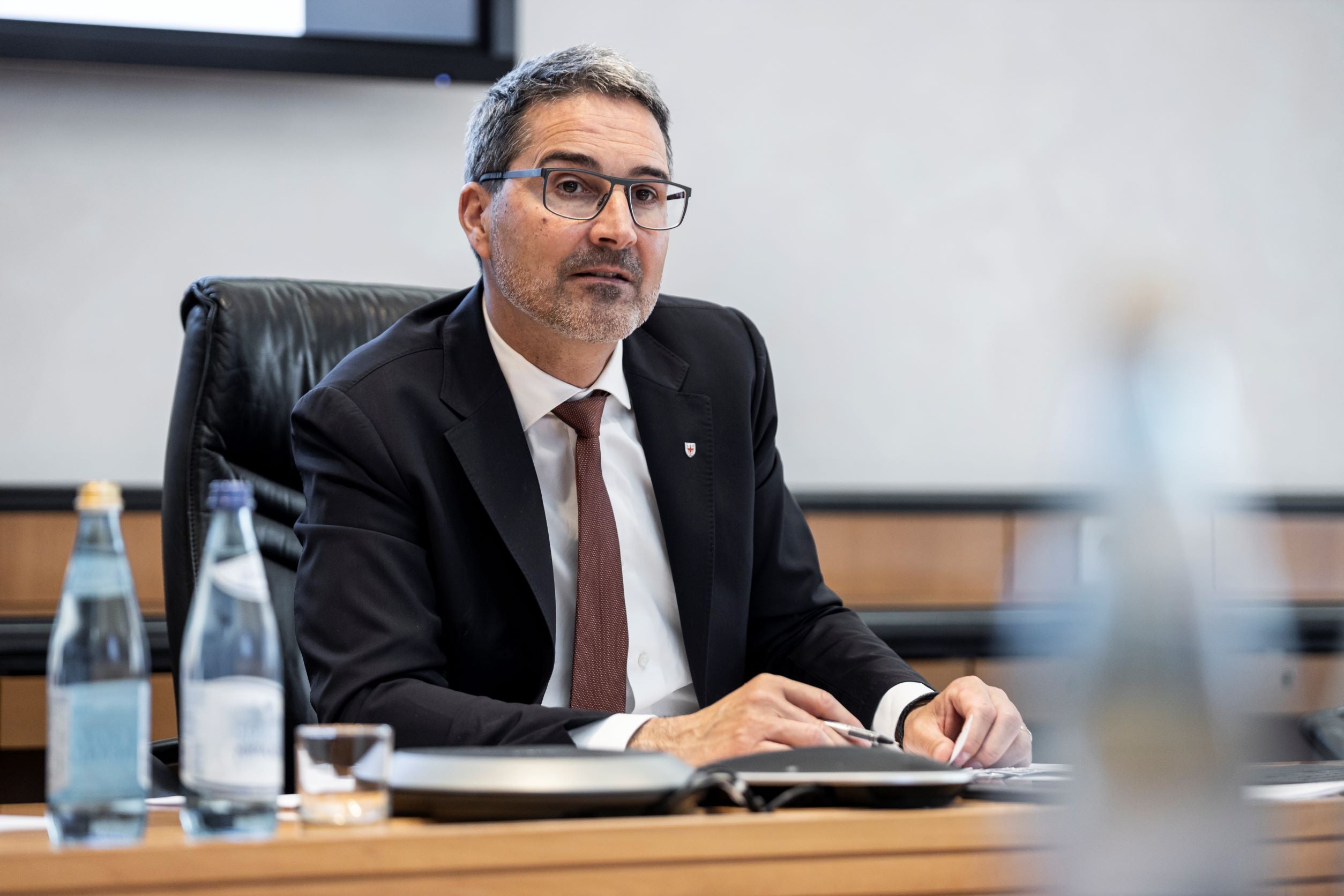 La Giunta provinciale ha ora autorizzato oggi (29 novembre) il presidente Kompatscher a sottoscrivere ed anche ad apportare le modifiche che si dovessero rendere necessarie in seguito(Foto: LPA/Tiberio Sorvillo)