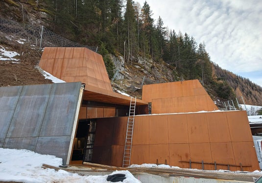 Saranno completati entro l'inverno 2021 i lavori per la realizzazione dei nuovi spazi museali necessari per favorire le attività del Museo delle miniere di Predoi. (Foto: ASP/Ufficio edilizia est)