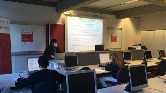 1600 Schülerinnen und Schüler aus 35 Oberschulen beteiligen sich in diesem Schuljahr an der Olympiade "Italienisch als Zweitsprache", im Bild die Olympiade des Vorjahres (Foto: LPA/Bildungsdirektion)