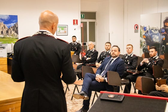 Un momento della visita del vicepresidente Galateo al Comando provinciale dei Carabinieri. (Foto: ASP)