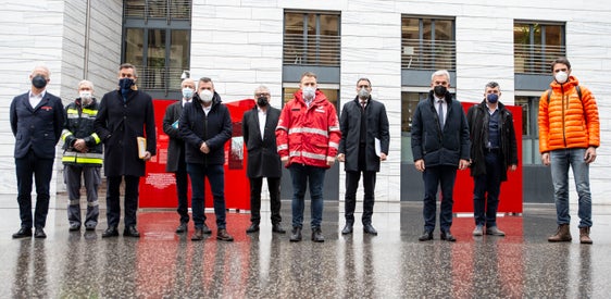 Land und Sanitätsbetrieb organisieren in Zusammenarbeit mit den Gemeinden, den Apotheken und den Freiwilligenorganisationen vom 10. bis 12. Dezember die Aktion "Südtirol impft". (Foto: LPA/Barbara Franzelin)