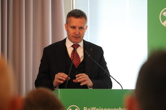 L'assessore Luis Walcher: “Rafforzare la produzione agricola come priorità. (Foto: USP/Maja Clara)