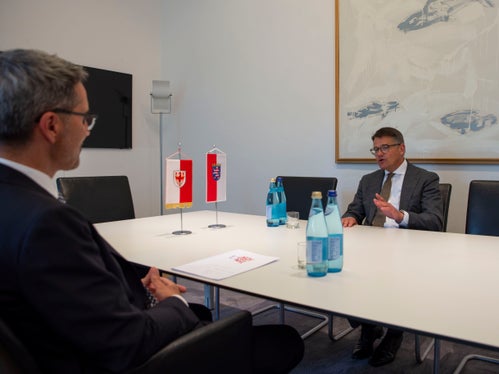 Der neue Ministerpräsident des deutschen Bundeslandes Hessen, Boris Rhein, hat heute im Landhaus 1 in Bozen Landeshauptmann Arno Kompatscher einen Besuch abgestattet. (Foto: LPA/Fabio Brucculeri)