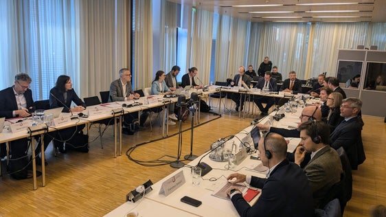 Focus sulla ferrovia: i rappresentanti della CAB alla conferenza dei presidenti a Innsbruck. (Foto: USP/Ingo Dejaco)