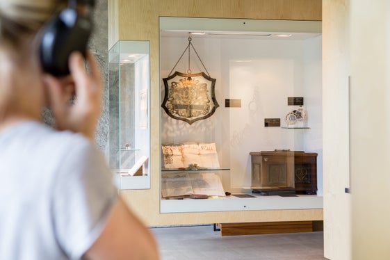 Die neue Gästekarte soll das Nutzen von Mobilität und den Besuch von Museen kombinieren. So besuchen mehr Urlaubsgäste die Museen. (Foto: IDM/Angelika Schwarz)