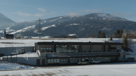 Die Polyklinik in Niederrasen wurde gemäß den Vorgaben des Internationalen Olympischen Komitees eingerichtet und umfasst modern ausgestattete Behandlungsräume, einen Überwachungsbereich sowie physiotherapeutische Einrichtungen. (Foto: LPA/Rupert Zöschg)